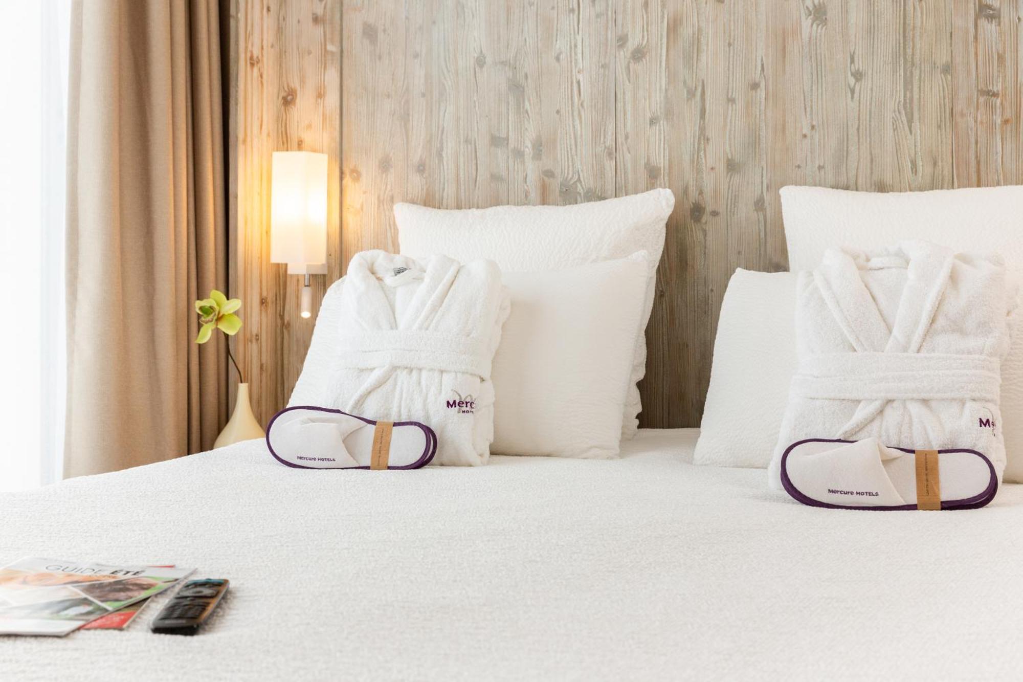 Mercure Мийо Екстериор снимка