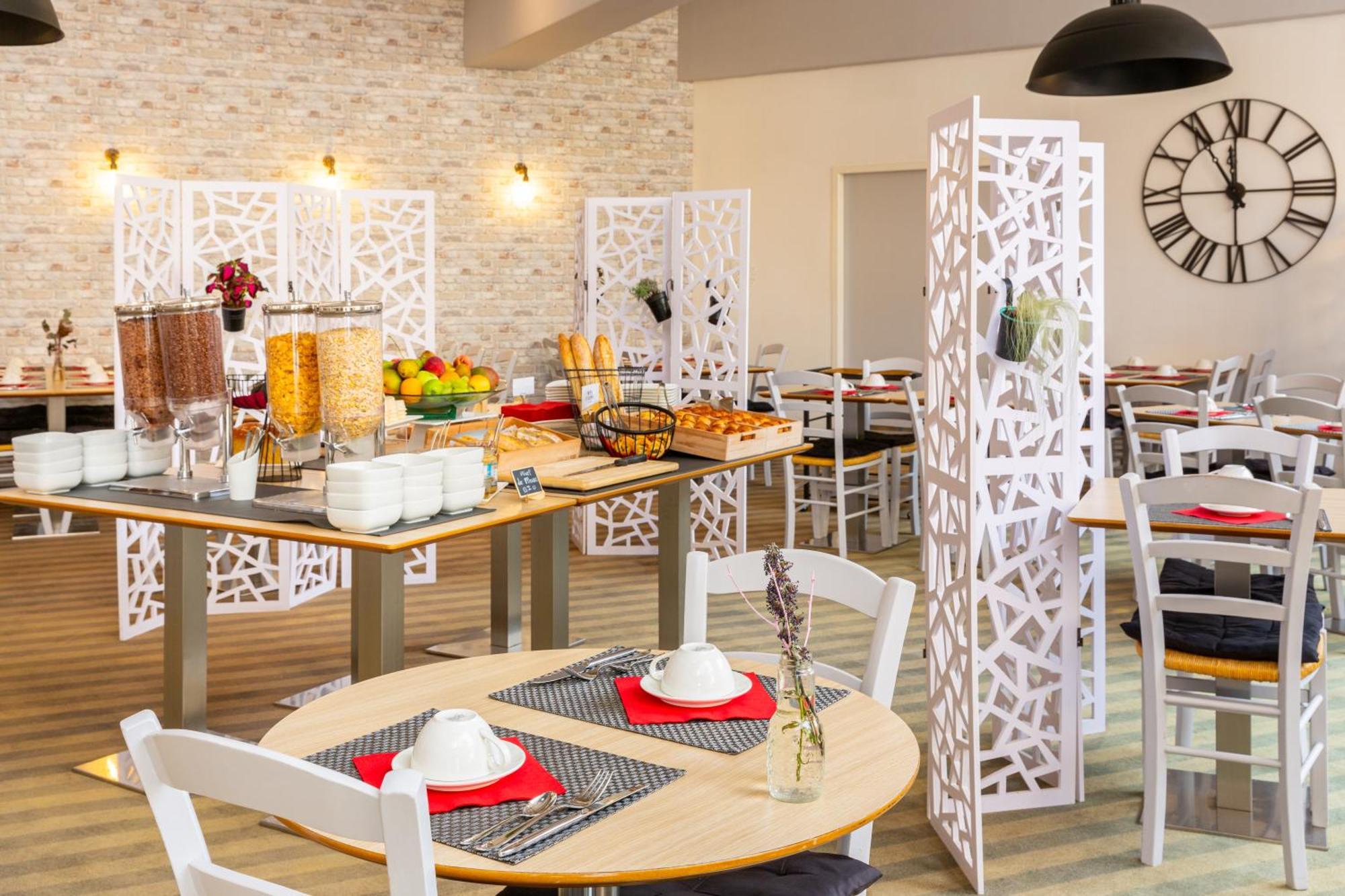 Mercure Мийо Екстериор снимка